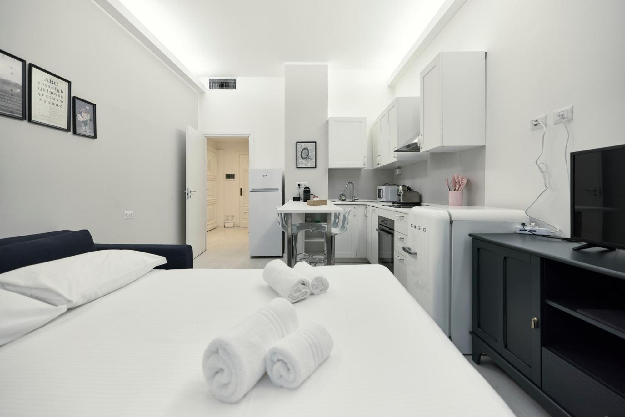 Ferienwohnung Duomo View - 2 Min From Duomo Amazing Location Mailand Exterior foto