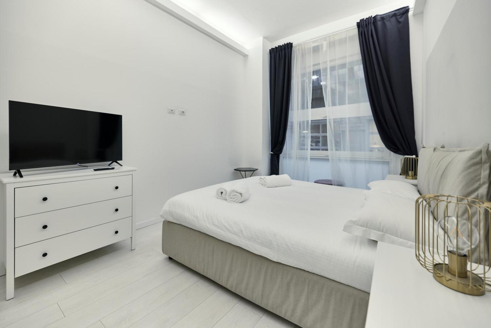 Ferienwohnung Duomo View - 2 Min From Duomo Amazing Location Mailand Exterior foto
